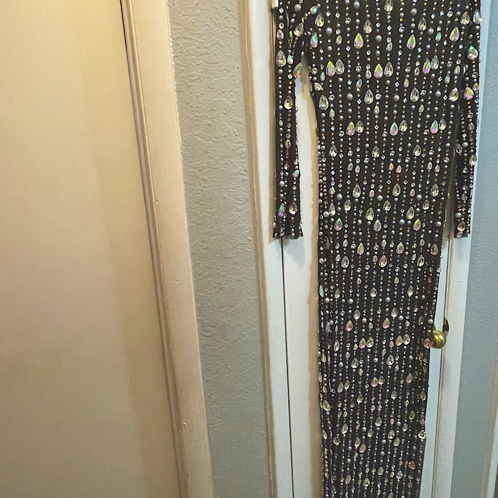 Rhinestone embellished dress great fit for Prom/Ball fits a M/L very nice fit